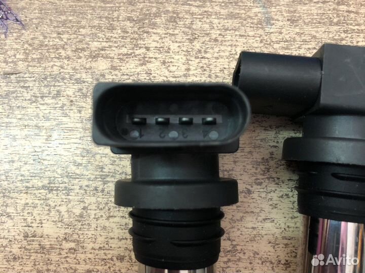 Катушка зажигания VW Polo VAG 036905715G