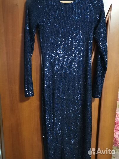 Платье вечернее