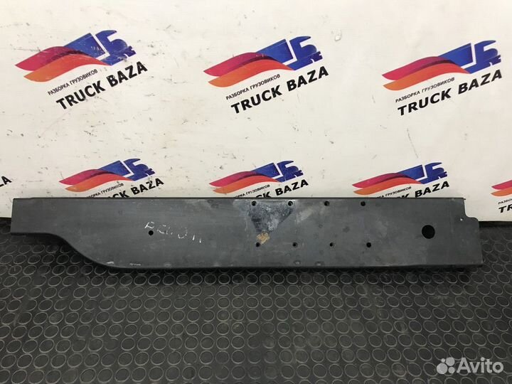 81061400214 Боковая часть радиатора правая