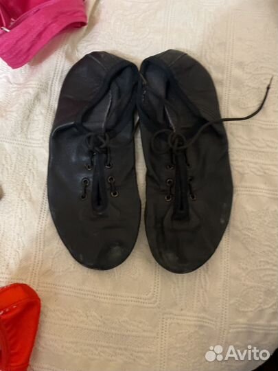 Одежда и костюмы для занятий танцами