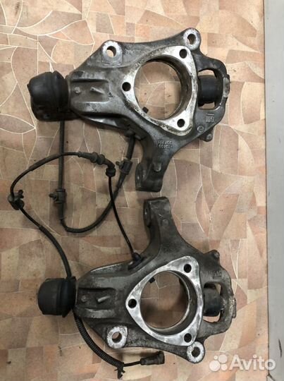 Поворотный кулак Опель Астра j Gtc