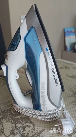 Утюг redmond