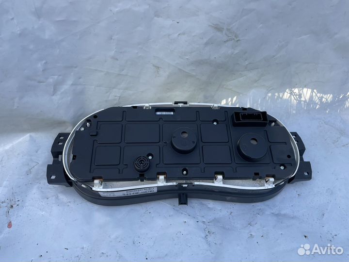 Панель приборов Renault logan 2