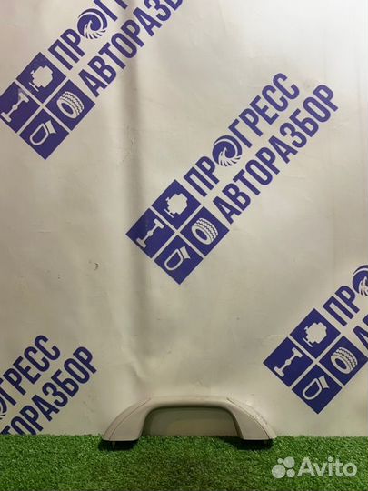 Ручка потолка передняя правая Renault Logan седан