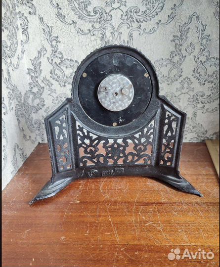 Каслинское кусинское литье часы настольный