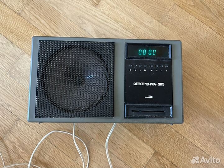 Трехпрограммный приемник электроника-205 СССР