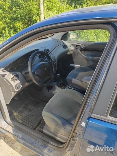 Ford Focus 2.0 МТ, 2000, 199 000 км