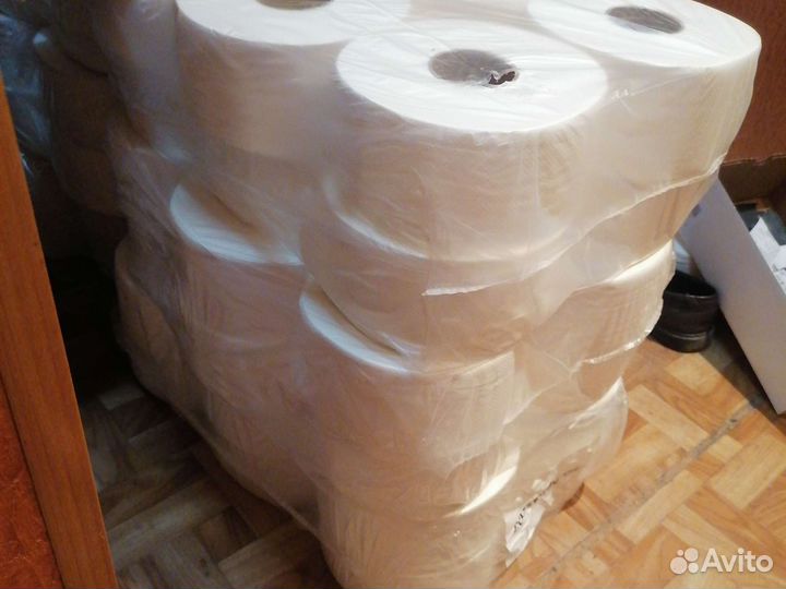 Туалетная бумага упаковка 200 метровой бумаги