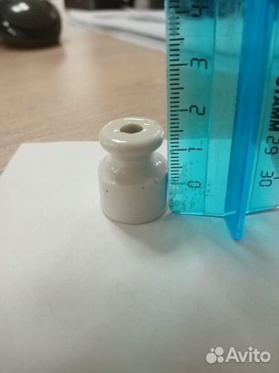 Изолятор для провода (керамика)