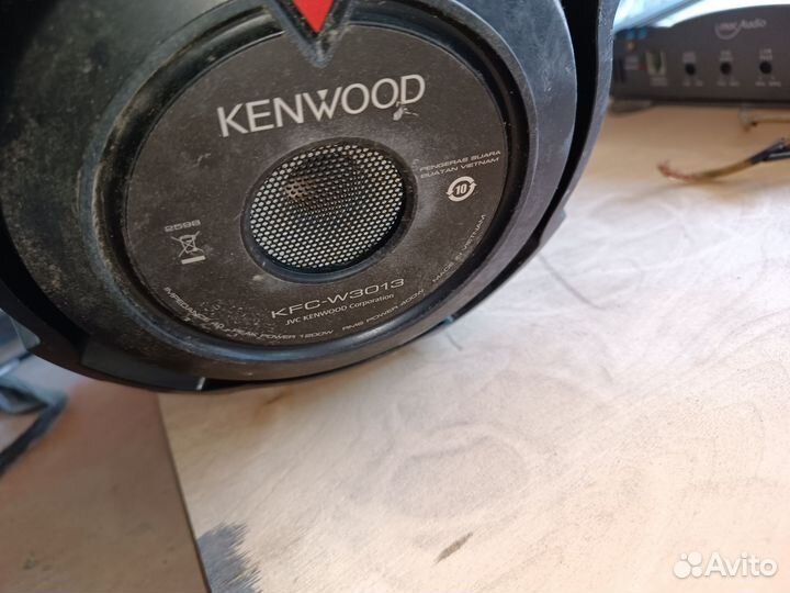 Сабвуфер Kenwood KFC-W3013 12 дюймов