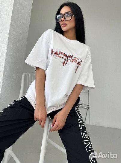 Футболка Balensiaga