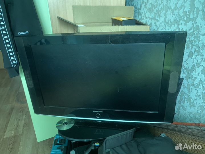 Телевизор samsung