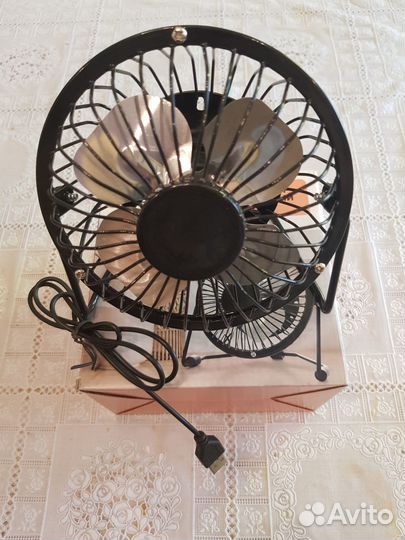 Мини Вентилятор, Настольный,Royal Wellfort Новый