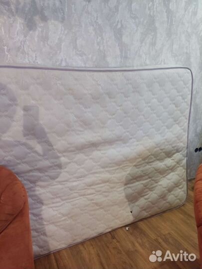 Матрас 160х200 бу