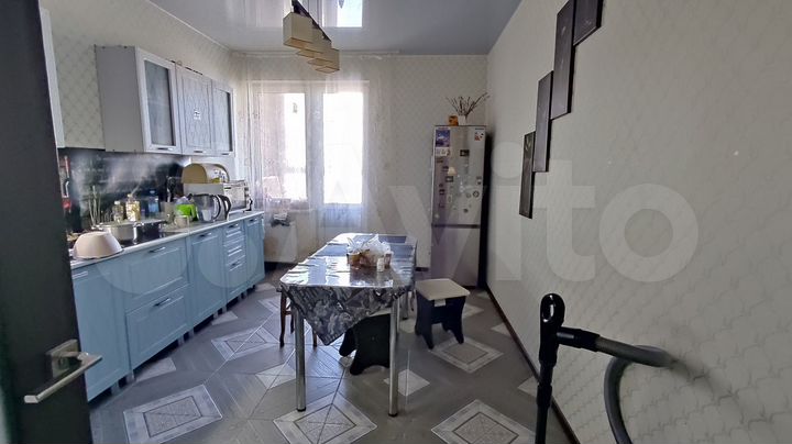 3-к. квартира, 85 м², 13/16 эт.