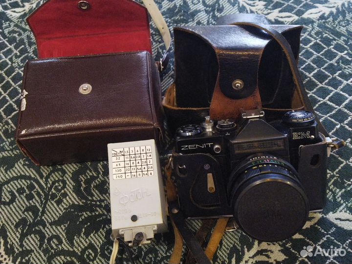 Плёночный фотоаппарат зенит ем