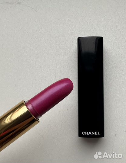 Chanel помада 03 provocative