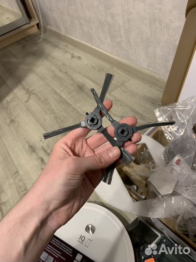 Робот пылесос Polaris pvcr 1229 IQ Home Aqua белый