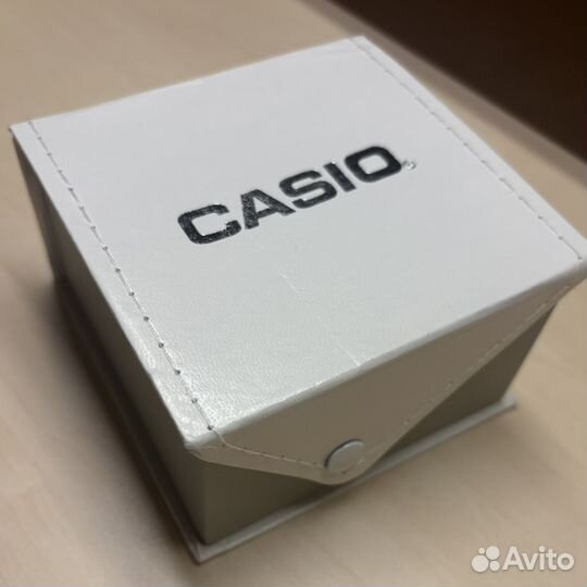 Наручные часы casio quartz и браслет nomination