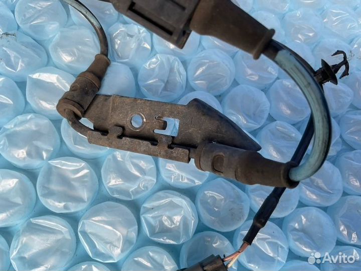 Датчик abs задний левый Honda Odyssey RL3 J35A7