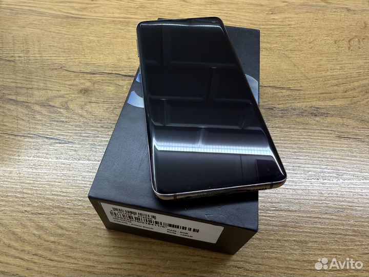 Samsung Galaxy S10, 8/128 ГБ