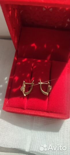 Золотые серьги