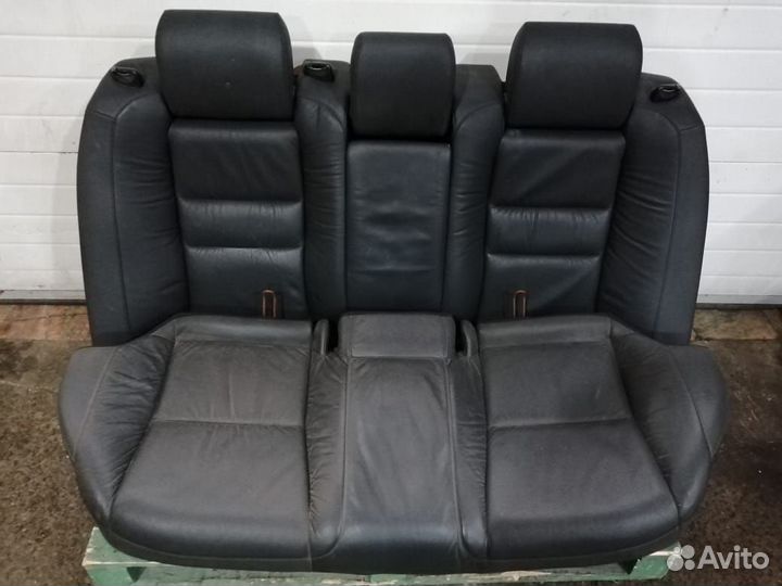 Диван задний для Honda Legend KB1
