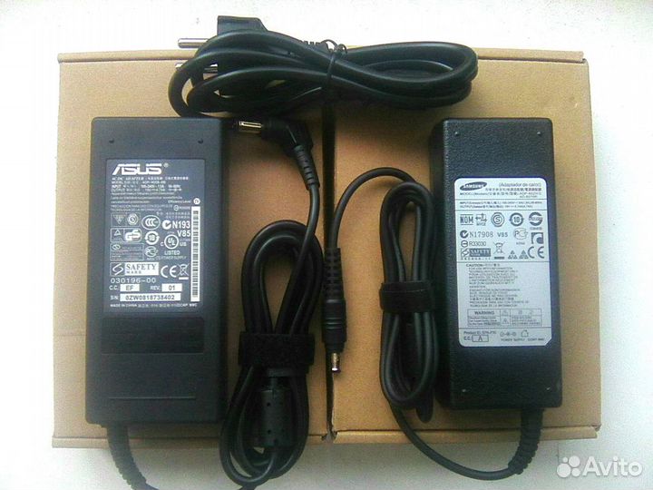 Зарядные устройства для ноутбуков новые