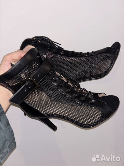 Хилсы для танцев