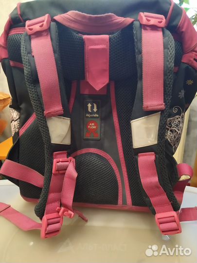 Ранец для девочки + мягкие игрушки