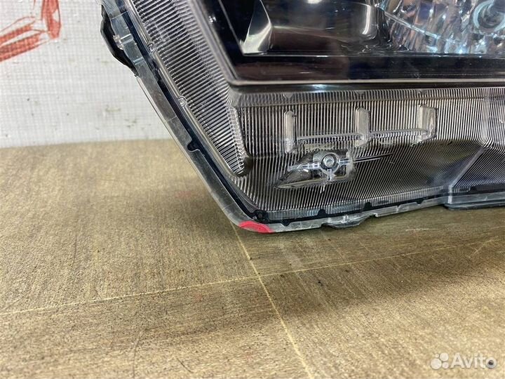 Фара левая LADA Vesta 2015-2023