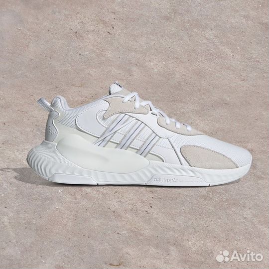 Adidas Hi Tail