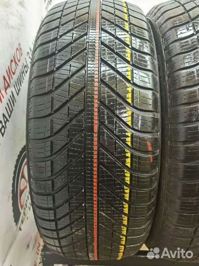 Goodyear Vector 4Seasons 205/50 R17 93V