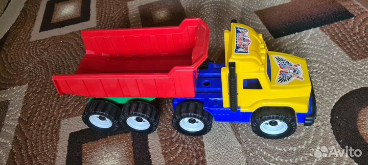 Самосвал с полуприцепом