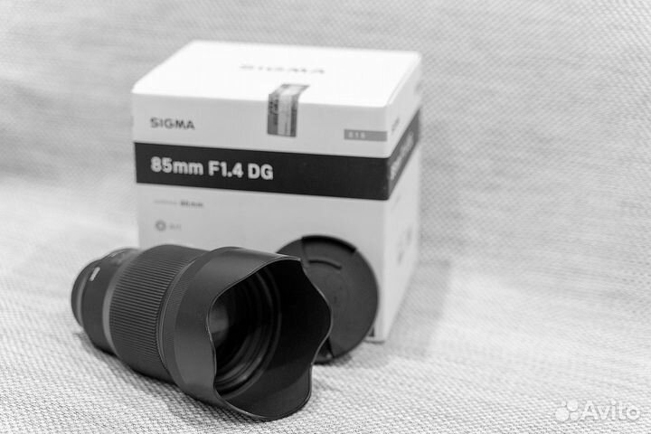 Объектив Sigma ART 85mm f 1,4 для Nikon