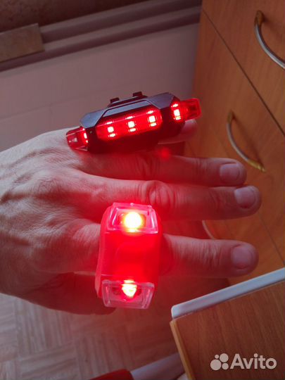 Велоцепь, съемник, фонарики, насос, седло