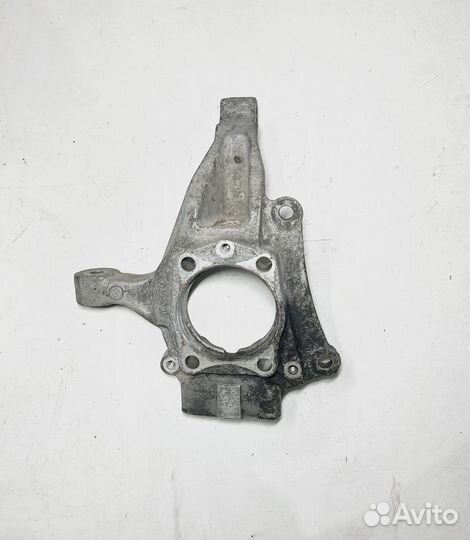 Кулак поворотный передний Volvo S80 2002 г