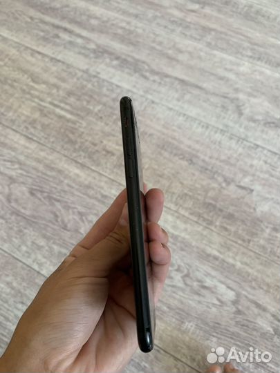 iPhone 7, 32 ГБ