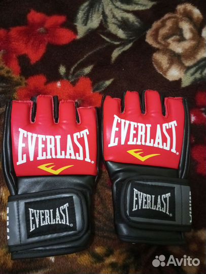 Everlast Перчатки для единоборств + бинты 4. 5 m