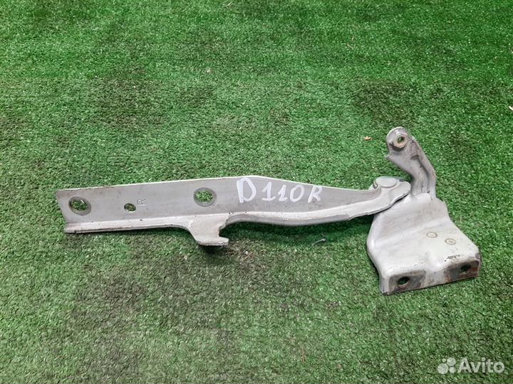 Петля капота правая Suzuki Grand Vitara 2012