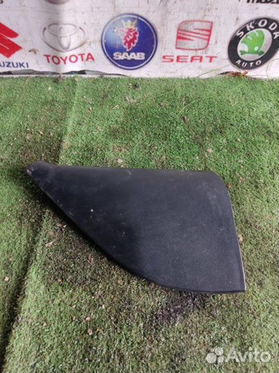 Уголок двери передний правый Chevrolet Aveo T200