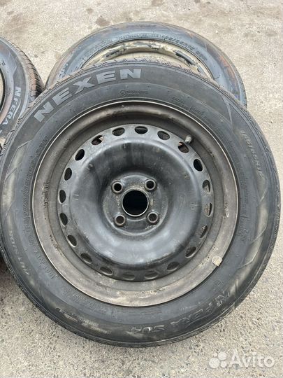 Колеса в сборе с колпаками Hyundai 185/65/15