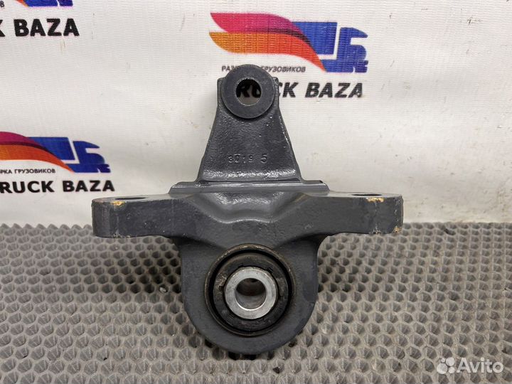 2290960 Кронштейн стабилизатора переднего