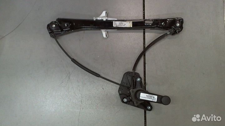 Стеклоподъемник механический Skoda Rapid, 2015