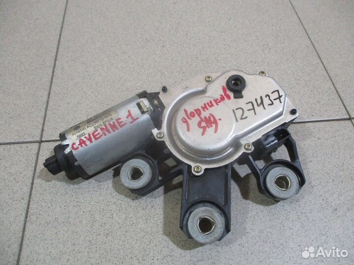 Моторчик стеклоочистителя задний Porsche Cayenne 1