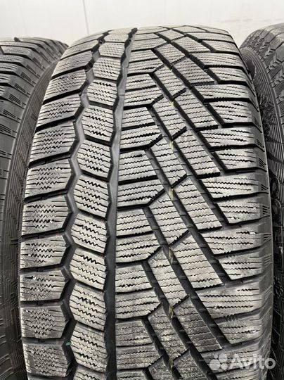 Gislaved Nord Frost 200 SUV 235/55 R17 103T