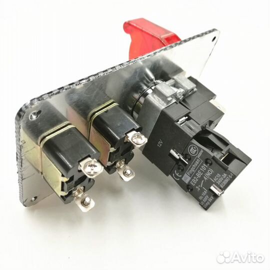 Панель с кнопками start-stop racing