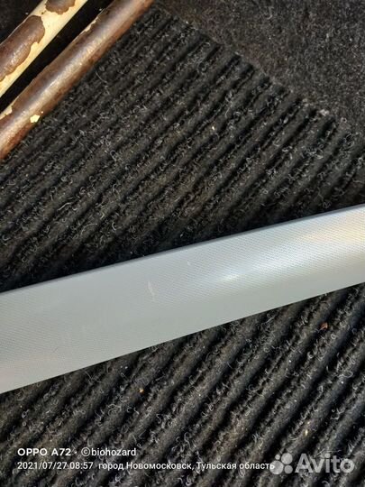 Декоративная панель передней двери zafira b