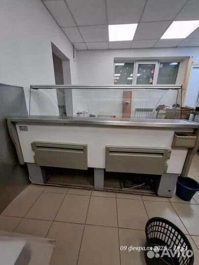 Холодильная витрина