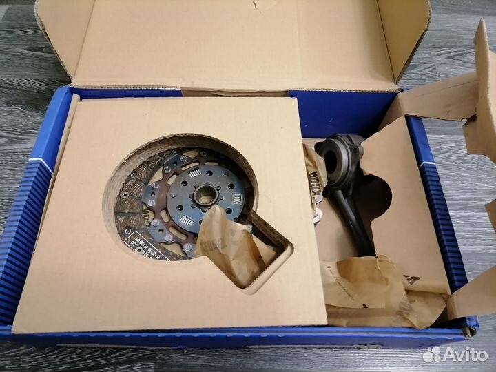 Комплект сцепления с выжимным VAG Sachs 3000990332